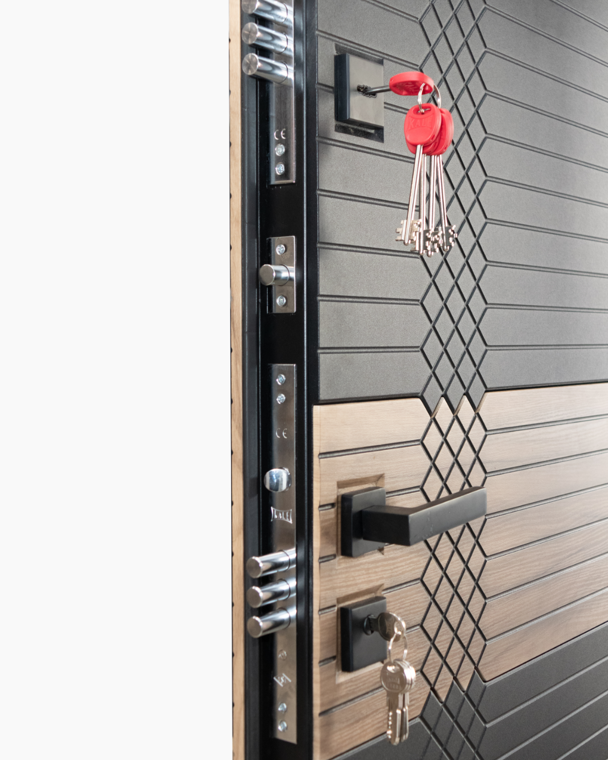 Usa Exterior Metalica pentru Apartament "Main", Steelline